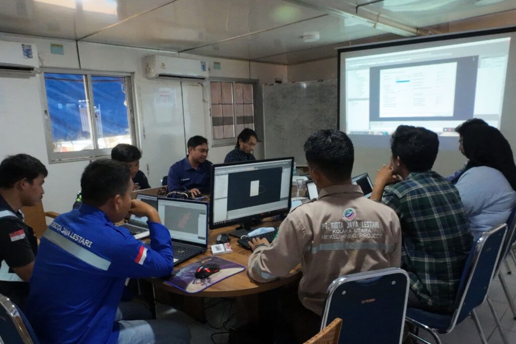 In House Training 3DMine